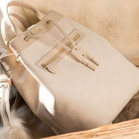 Fairchild Baldwin Rucksack in Stone Backpack - Picture 2 of 12